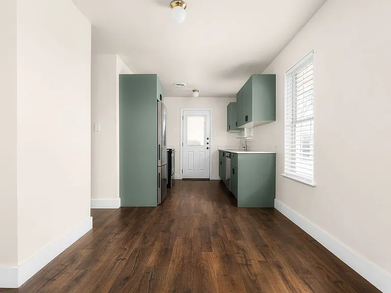 2408 Ventura Dr #A — Photo 25