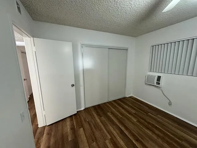 2 bed, 965 sqft, $2,500 — Photo 3