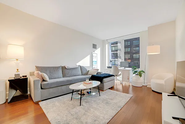 Rented by Compass | media 2