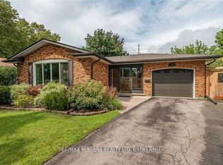 7253 Thornhill Cres, Niagara Falls, ON L2E 5W5