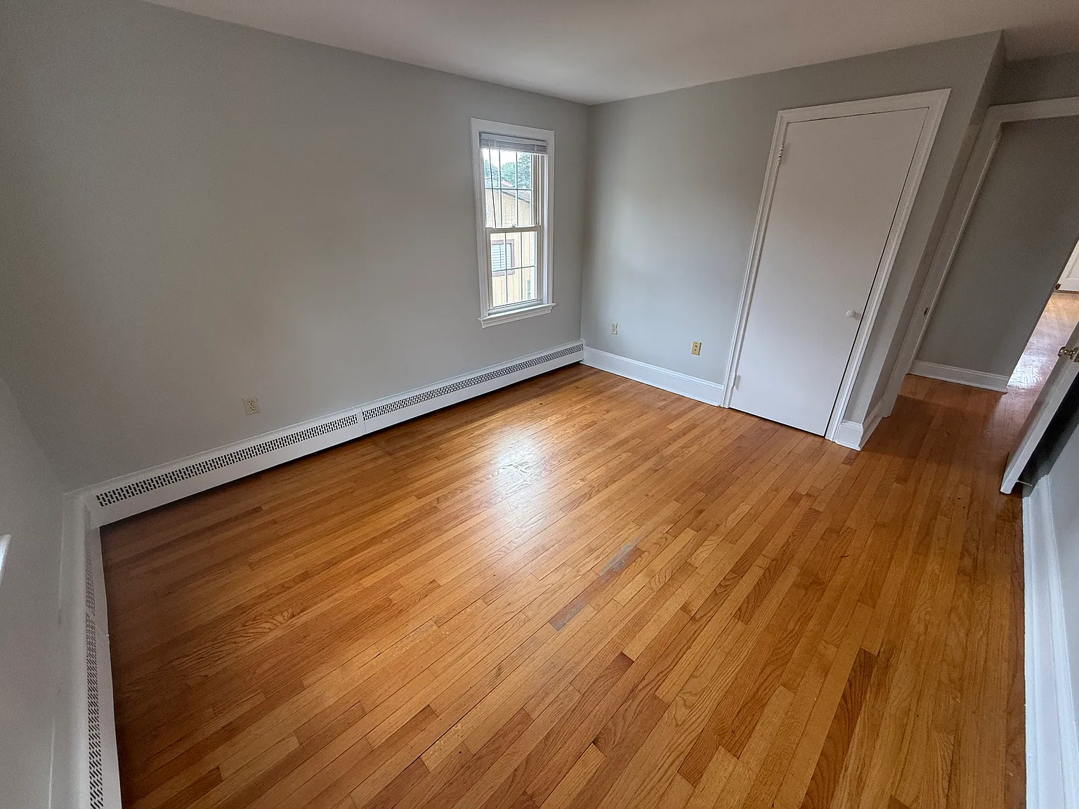 3 bed, $2,500 — Photo 4