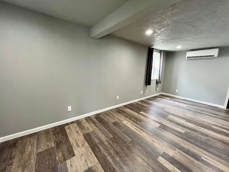 212 Spruce St #C — Photo 9