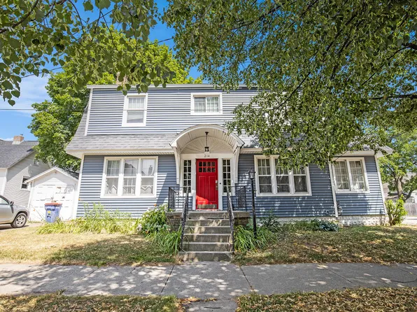214 Marion Ave NW, Grand Rapids, MI 49504