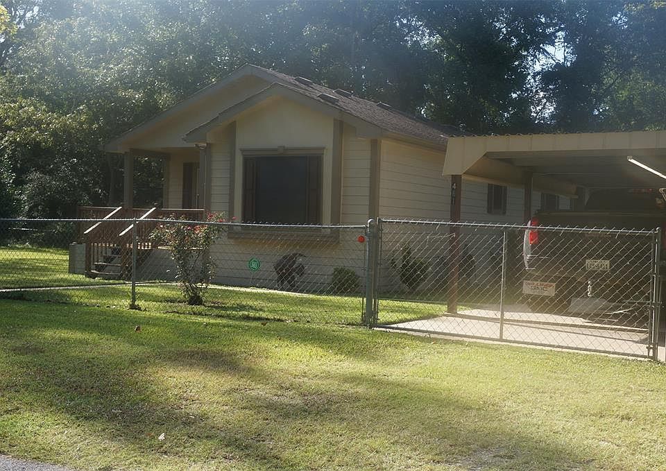 1st image of 461 Bluebonnet