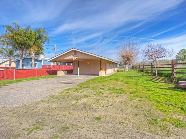 3636 E Granite Ct, Friant, CA 93626