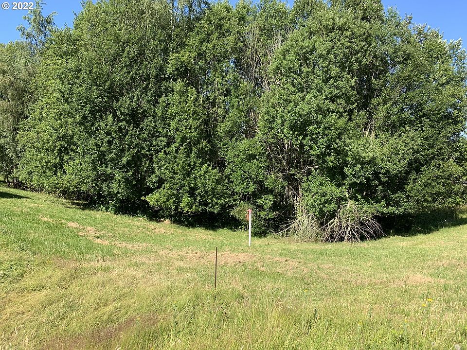 2nd image of 1510 S 8th Way