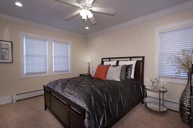 Fairfield Tudor at Bay Shore — Photo 15