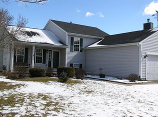 2105 N Woodoak Dr, Round Lake Beach, IL