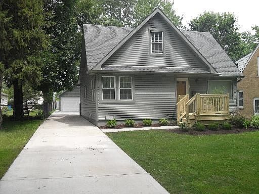 1st image of 137 N Center St