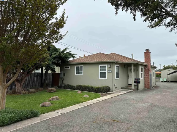20527 Wisteria St, Castro Valley, CA 94546