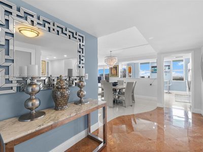 301 174th St APT 2412, Sunny Isles Beach, FL, 33160