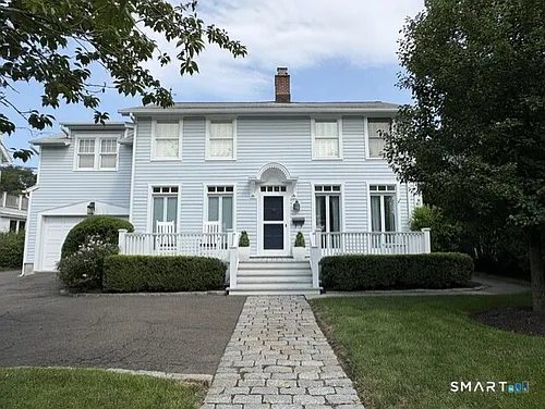 124 Rowayton Ave Photo 1