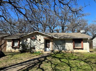 821 Pleasant Hills Dr, Dallas, TX 75217