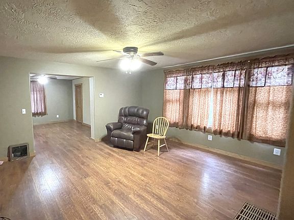 2nd image of 260 W Center St