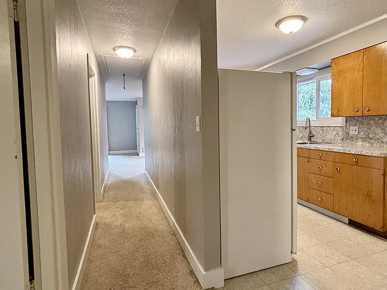 605 N Adams St — Photo 8