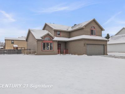 8044 Creston Dr, Freeland, MI, 48623