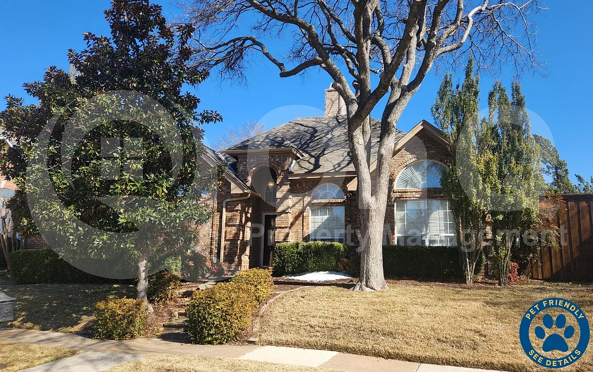 2 bed, 2.0 bath, 1353 sqft, $2,199 — Photo 1
