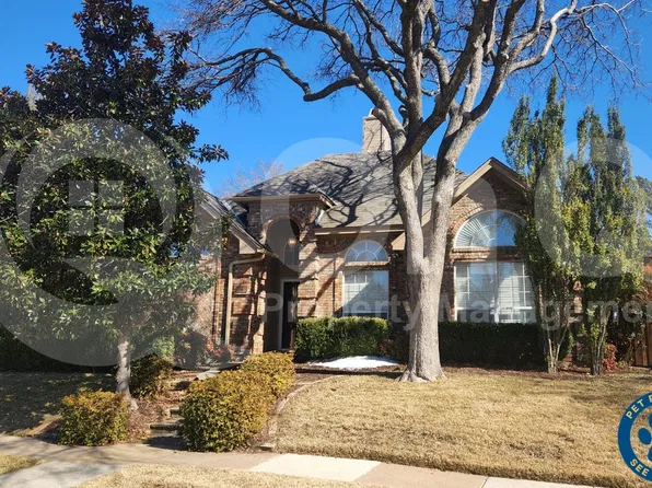 1716 Seminary Dr, Plano, TX 75075