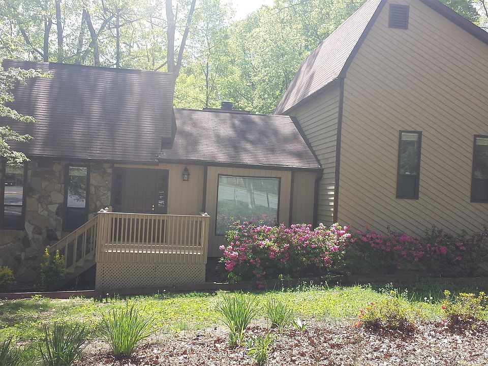 2nd image of 1311 Rolling Green Dr