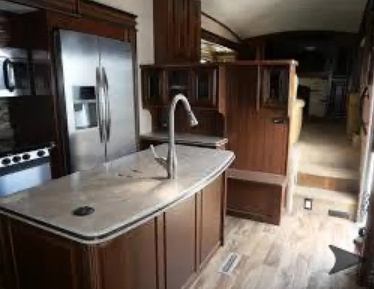 1 bed, 450 sqft, $1,000 — Photo 2