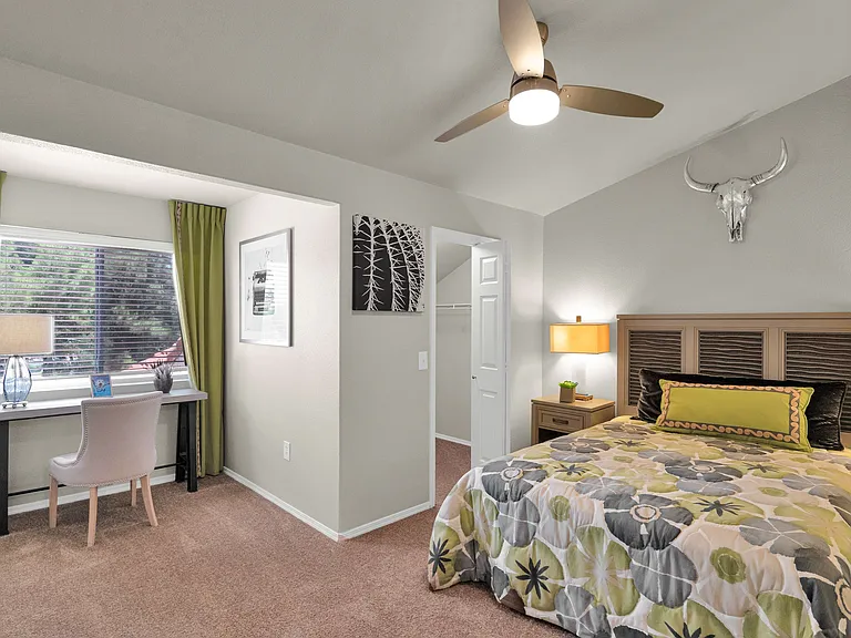 Catherine Townhomes — Photo 15