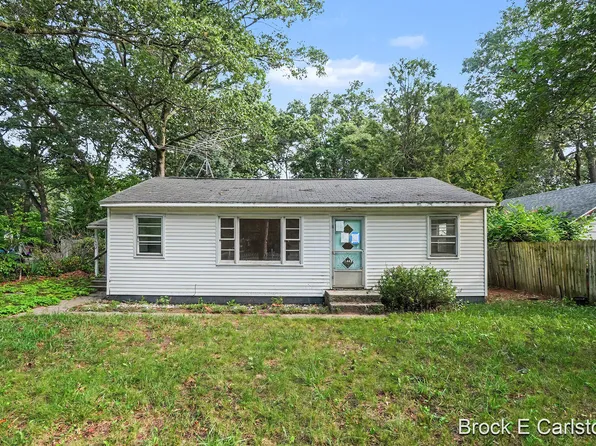 1442 Norwich Ave, Muskegon, MI 49444