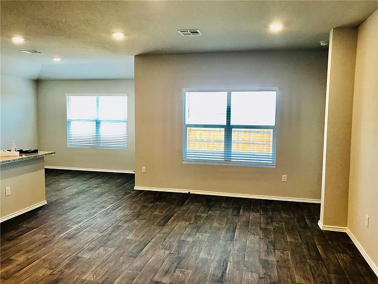 6009 Xene Dr — Photo 3