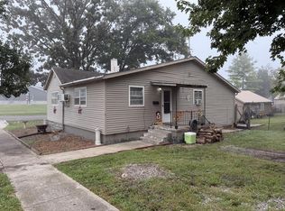 101 E Monticello St, Edina, MO 63537