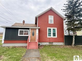 261 Lake Shore Dr W, Dunkirk, NY 14048