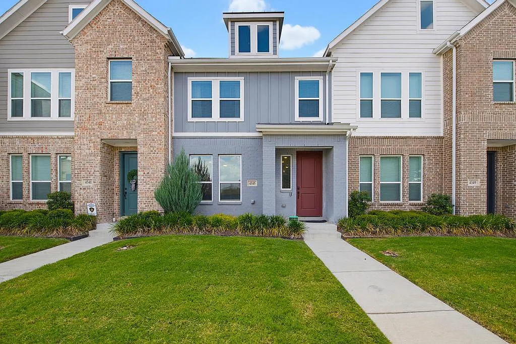 3 bed, 2.5 bath, 1666 sqft, $2,300 — Photo 2