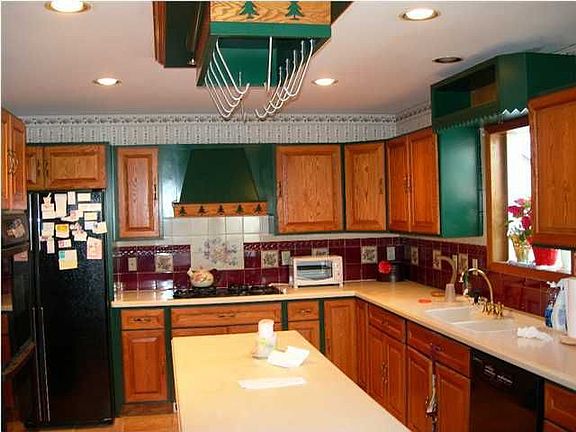 Gourmet Kitchen