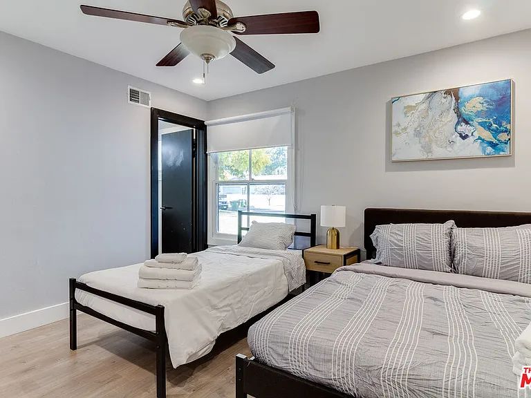 6966 Sedan Ave — Photo 14