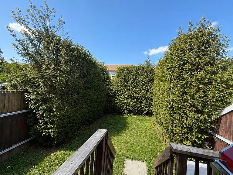 1622 Henri Lauzon St — Photo 13