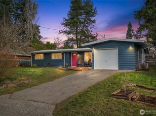 21615 82nd Avenue W, Edmonds, WA 98026