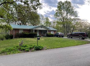 1006 Short Hollow Rd, Beattyville, KY 41311