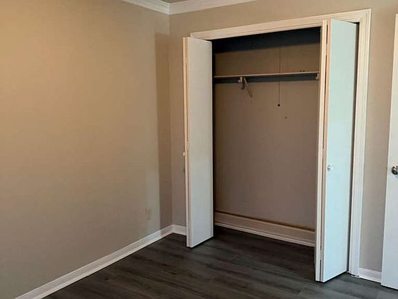 5th image of 9252 Glen Meadow Ln