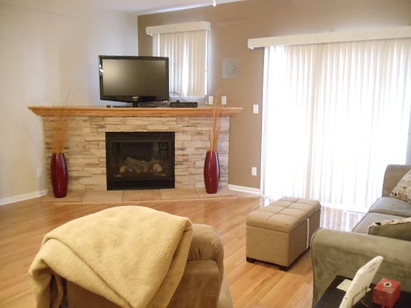 3rd image of 323 Manning Dr