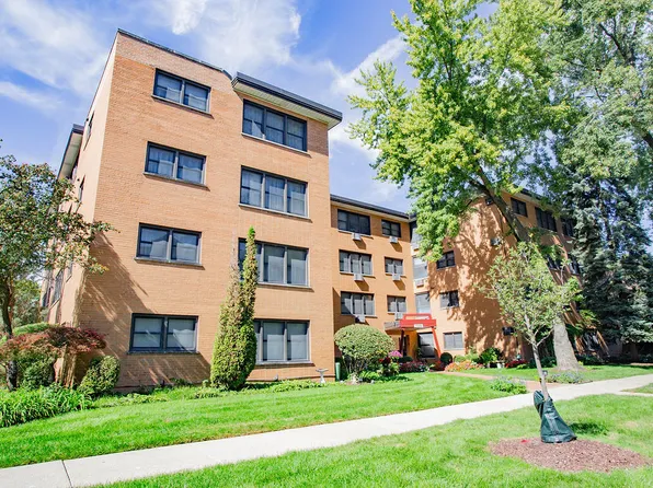 500 Washington Blvd APT 206, Oak Park, IL 60302