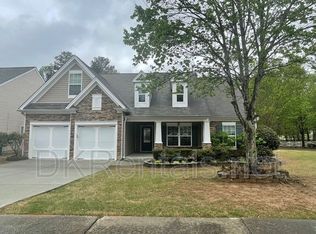 2532 Walnut Tree Ln, Buford, GA 30519