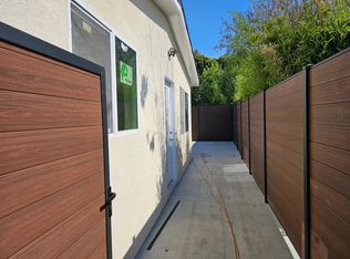 17620 Los Alimos St, Granada Hills, CA 91344