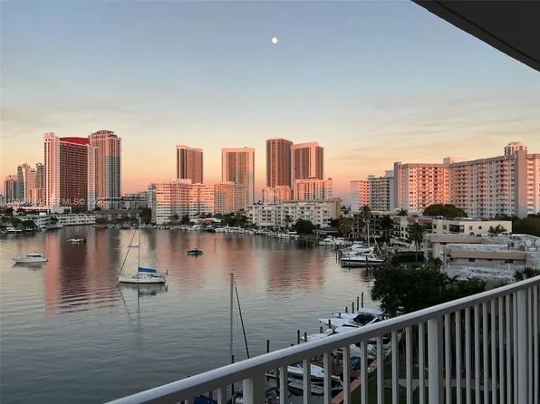400 Golden Isles Dr, Hallandale Beach, FL
