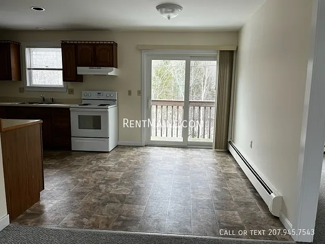 2 bed, 896 sqft, $1,650 — Photo 4