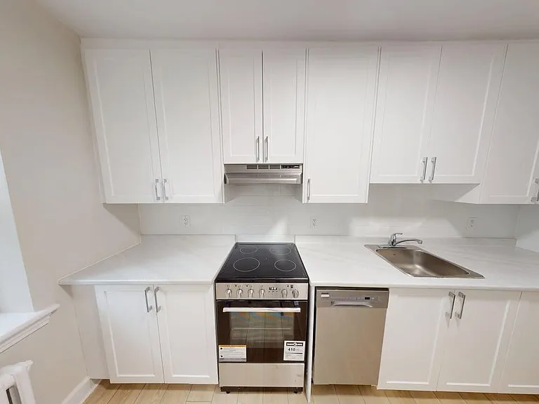 290 Mona Ave #12 — Photo 8