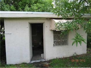 1021 NW 8th St #B, Hallandale, FL 33009