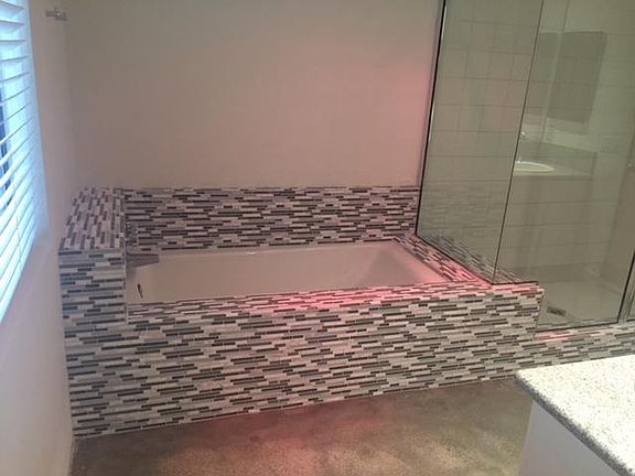 5th image of 1421 Greenfield Ave #101