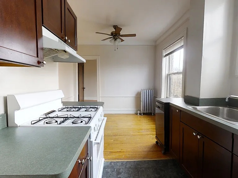 822 Reba Pl #2N — Photo 7