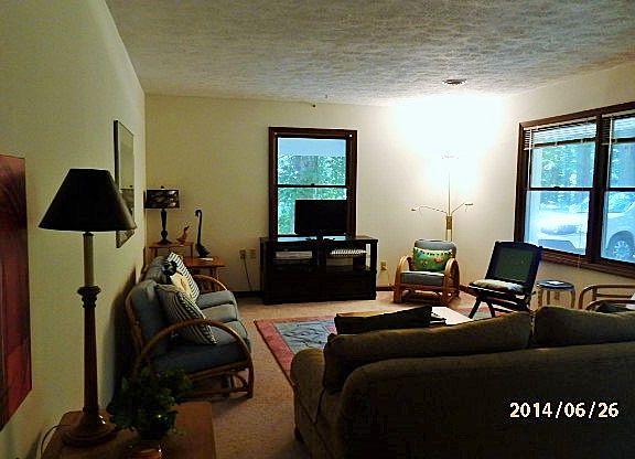 3rd image of 7550 W Lakewood Dr