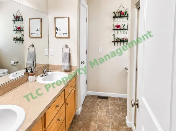 942 Salamander Rd SE, Jefferson, OR 97352