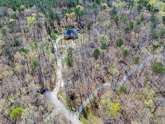 5th image of 200 Hickory Ln