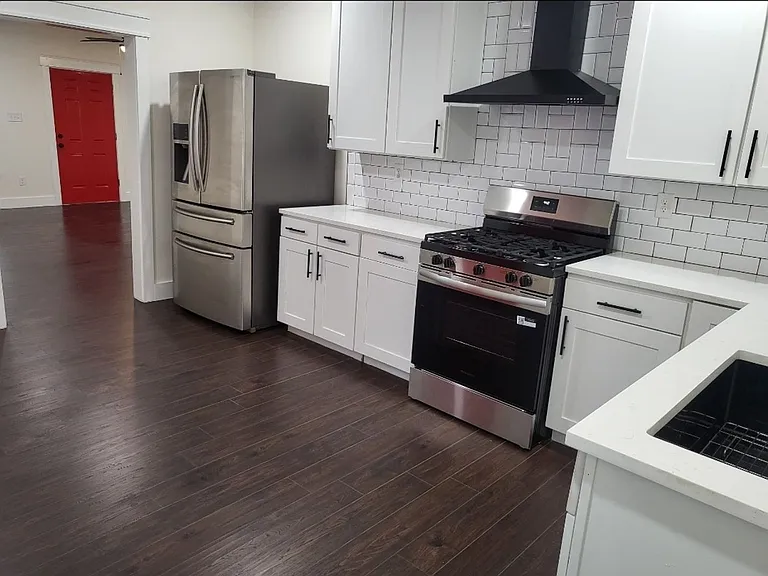 427 Floyd Ave — Photo 27